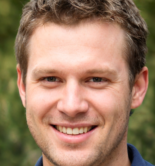 <em><strong>Marcos Ruiz</strong></em>