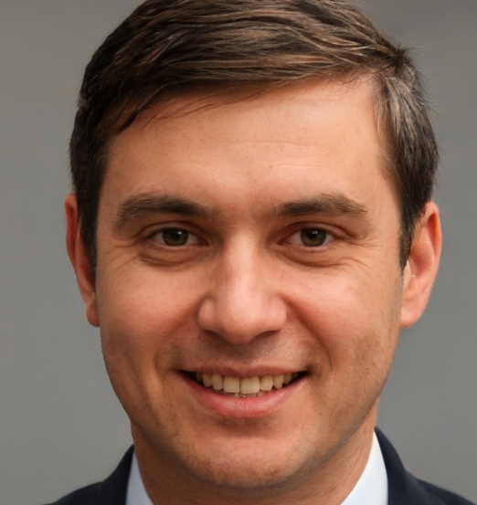 <em><strong>Javier Arróniz</strong></em>